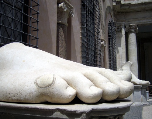 Capitoline Museums - Statue of Costantino-foot-antmoose